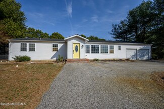 85 Holmes Mill Rd, Cream Ridge, NJ 08514
