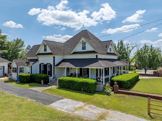 160 E Willis St, Sycamore, GA 31790