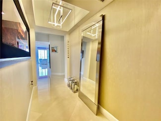 19900 E Country Club Dr Unit 1220, Aventura, FL 33180
