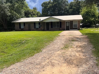 4411 Nichols St, Albany, GA 31705