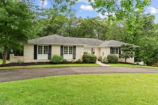 131 Lawrence Dr, Short Hills, NJ 07078