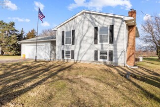 8117 Strecker Rd, Bellevue, OH 44811