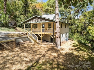 106 Arnold Heights, Waynesville, NC 28786