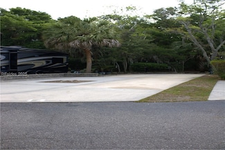 43 Jenkins Island Rd Unit 14, Hilton Head Island, SC 29926