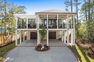 2805 W Yacht Dr, Oak Island, NC 28465