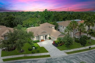 7126 68th Dr E, Bradenton, FL 34203
