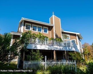 107 Wilderness Way, Stephentown, NY 12169