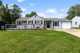 8602 W 55th St, Mission, KS 66202