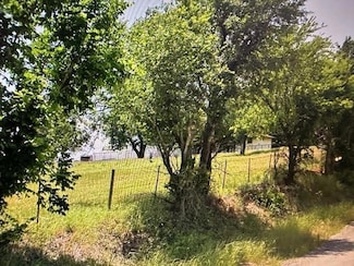 891 County Road 1450, Ninnekah, OK 73067