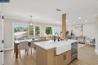 2101 Golden Rain Rd Unit 14, Walnut Creek, CA 94595