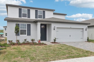 1867 Draughton Dr, Zephyrhills, FL 33541