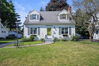 64 Florenton Rd, Rochester, NY 14617