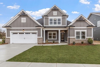 2667 Blue Skies Dr, Ooltewah, TN 37363