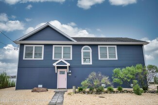 64 Parker Rd, Tuckerton, NJ 08087