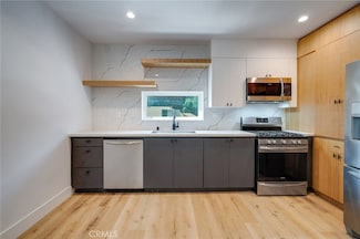 6201 La Mirada Ave Unit 5, Los Angeles, CA 90038