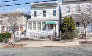 937 College Point Blvd, College Point, NY 11356