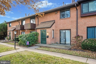 700 Ardmore Ave Unit 516, Ardmore, PA 19003