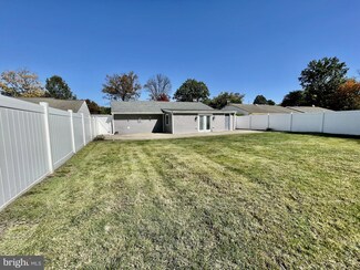 504 Delancey Dr, Claymont, DE 19703
