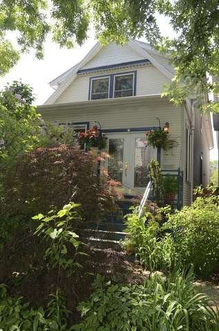 1443 W Pensacola Ave, Chicago, IL 60613