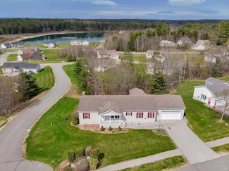 27 Sawmill Ridge, Sandown, NH 03873