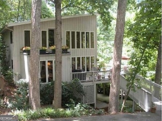 220 Lamplighter Ct SE, Marietta, GA 30067