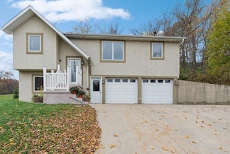 1489 Park St, Knoxville, IA 50138