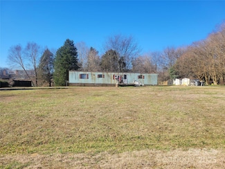 691 Sportsman Dr, Concord, NC 28027