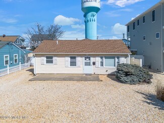 119 New Brunswick Ave, Lavallette, NJ 08735
