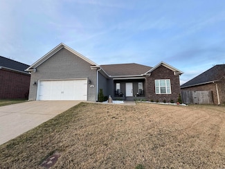 5430 Chateau Dr, Conway, AR 72034