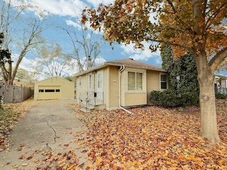 1317 Hazel St, Oshkosh, WI 54901