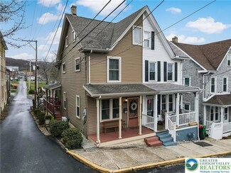 226 Ochre St, Lehighton, PA 18235