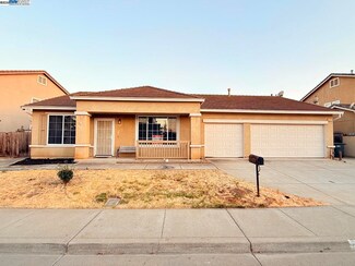 4407 Glen Canyon Cir, Pittsburg, CA 94565