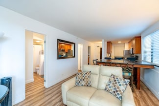 4310 Lower Honoapiilani Rd Unit 220, Lahaina, HI 96761