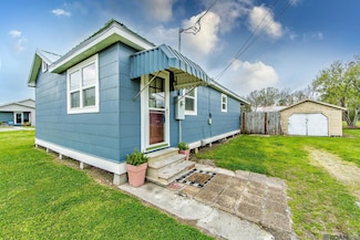 220 Wilson St, Raceland, LA 70394