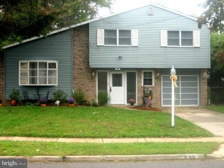 615 Beverly Dr, Magnolia, NJ 08049