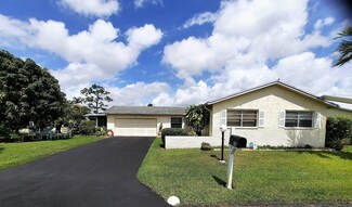 7409 Pine Forest Cir W, Lake Worth, FL 33467