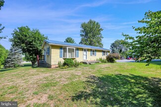 8807 Maple Grove Rd, Abbottstown, PA 17301