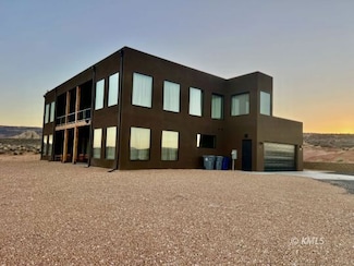 950 S Shelter Cove, Big Water, UT 84741