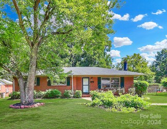 4531 Rockford Ct, Charlotte, NC 28209
