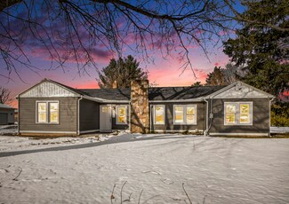 975 Port Sheldon St, Jenison, MI 49428