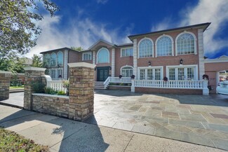 26 Carteret St, Staten Island, NY 10307