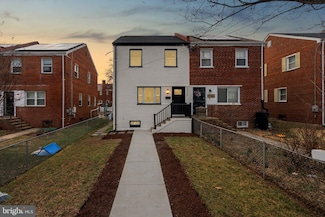 5004 Sargent Rd NE, Washington, DC 20017