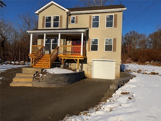 458 County Route 50, New Hampton, NY 10958