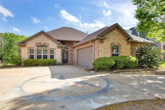 2111 Renaissance Dr, Denison, TX 75020