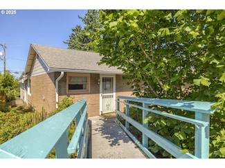 3303 E 11th St, Vancouver, WA 98661