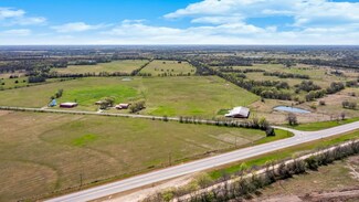 200 Farm To Market Road 412, Clarksville, TX 75426