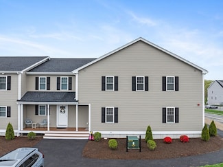 53 Riverside Dr Unit 53, Lakeville, MA 02347