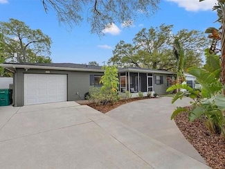 8318 40th Place N, Saint Petersburg, FL 33709