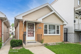 4912 W 32nd St, Cicero, IL 60804