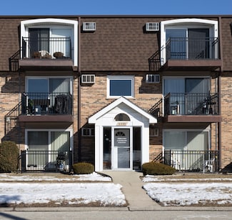 6440 Pamela Ln Unit 10, Chicago Ridge, IL 60415